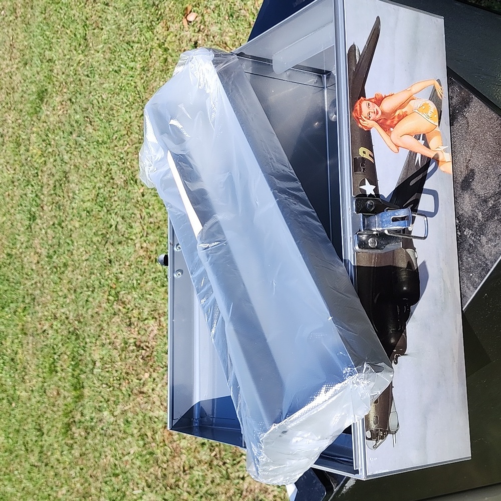 Toolbox - Picture 2 of 2